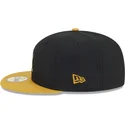 schwarze-und-gelbe-anliegende-flatcap-mit-goldenem-logo-59fifty-day-von-new-york-yankees-mlb-von-new-era