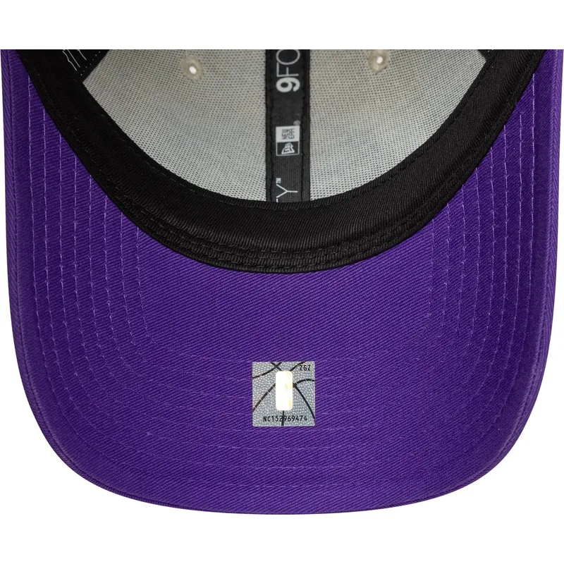 siltovka-zaoblena-bezova-nastavitelny-9forty-contrast-patch-los-angeles-lakers-nba-new-era