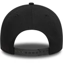 schwarze-9forty-essential-snapback-kappe-mit-gebogenem-schirm-des-alpine-f1-teams-von-new-era