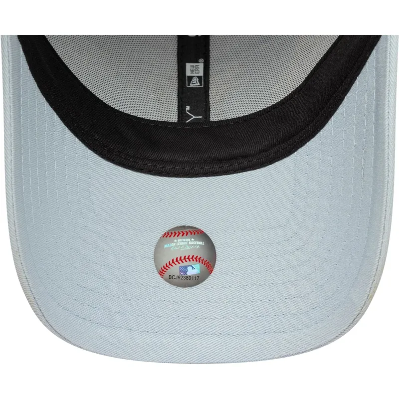 siltovka-zaoblena-modra-nastavitelny-9forty-homefield-new-york-yankees-mlb-new-era siltovka-zaoblena-modra-nastavitelny-9forty-homefield-new-york-yankees-mlb-new-era