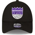 schwarze-verstellbare-9forty-kappe-the-league-der-sacramento-kings-nba-von-new-era