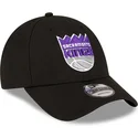 schwarze-verstellbare-9forty-kappe-the-league-der-sacramento-kings-nba-von-new-era