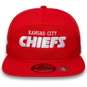 flache-trucker-kappe-rot-golfer-international-series-games-2024-von-kansas-city-chiefs-nfl-von-new-era