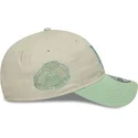 beige-und-grune-verstellbare-curved-cap-fur-damen-9twenty-world-series-cooperstown-der-los-angeles-dodgers-mlb-von-new-era