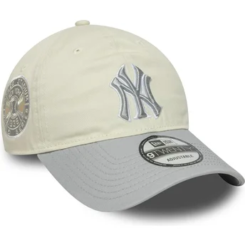 Beige und graue verstellbare Damenkappe 9TWENTY World Series Cooperstown New York Yankees MLB von New Era