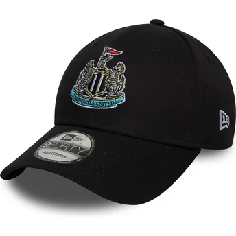 Schwarze verstellbare gebogene Kappe 9FORTY Core von Newcastle United Football Club Premier League von New Era