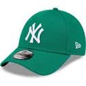 cap-zaoblena-green-adjustable-strap-9forty-league-essential-new-york-yankees-mlb-new-era
