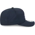 siltovka-zaoblena-tmavomodra-snapback-9seventy-stretch-snap-perf-new-york-yankees-mlb-new-era