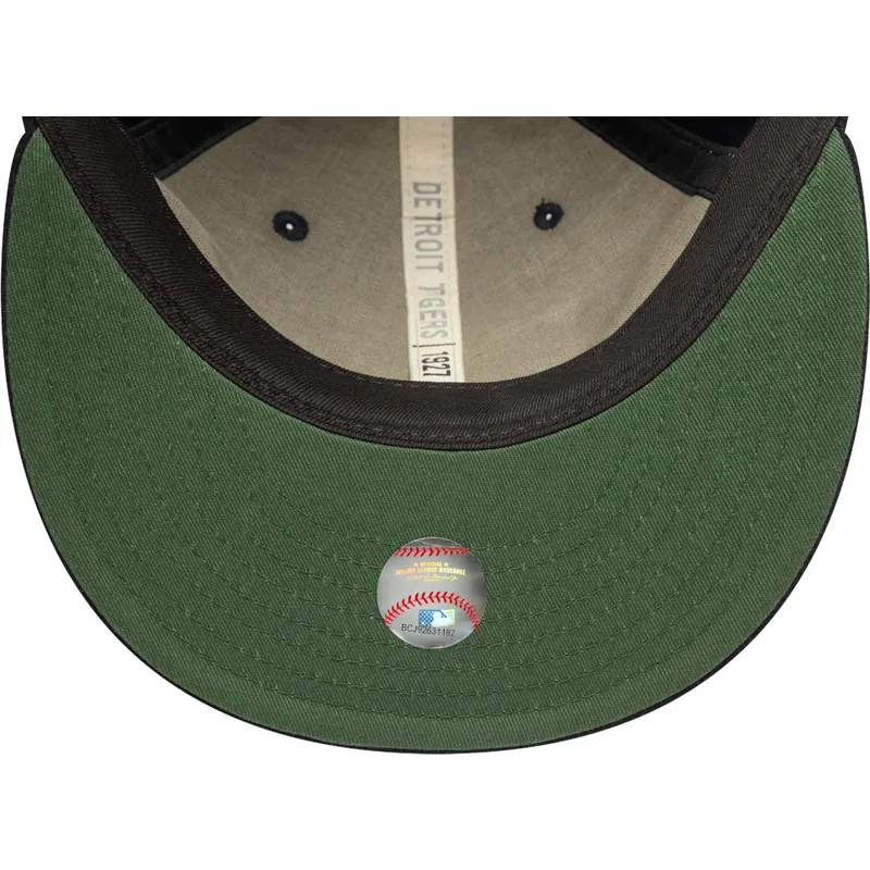 siltovka-rovna-tmavomodra-nastavitelny-9fifty-retro-crown-heritage-detroit-tigers-mlb-new-era siltovka-rovna-tmavomodra-nastavitelny-9fifty-retro-crown-heritage-detroit-tigers-mlb-new-era