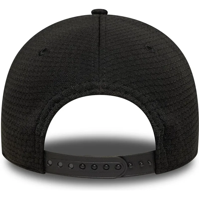 siltovka-zaoblena-cierna-snapback-9forty-flawless-mesh-new-york-yankees-mlb-new-era siltovka-zaoblena-cierna-snapback-9forty-flawless-mesh-new-york-yankees-mlb-new-era