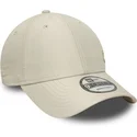 beige-verstellbare-curved-cap-mit-beigem-logo-9forty-tonal-flawless-der-new-york-yankees-mlb-von-new-era