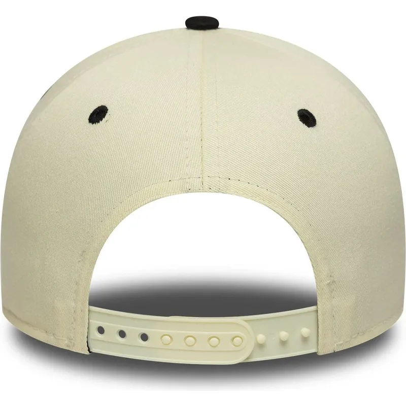 siltovka-zaoblena-bezova-snapback-a-frame-paisley-chicago-white-sox-mlb-new-era siltovka-zaoblena-bezova-snapback-a-frame-paisley-chicago-white-sox-mlb-new-era