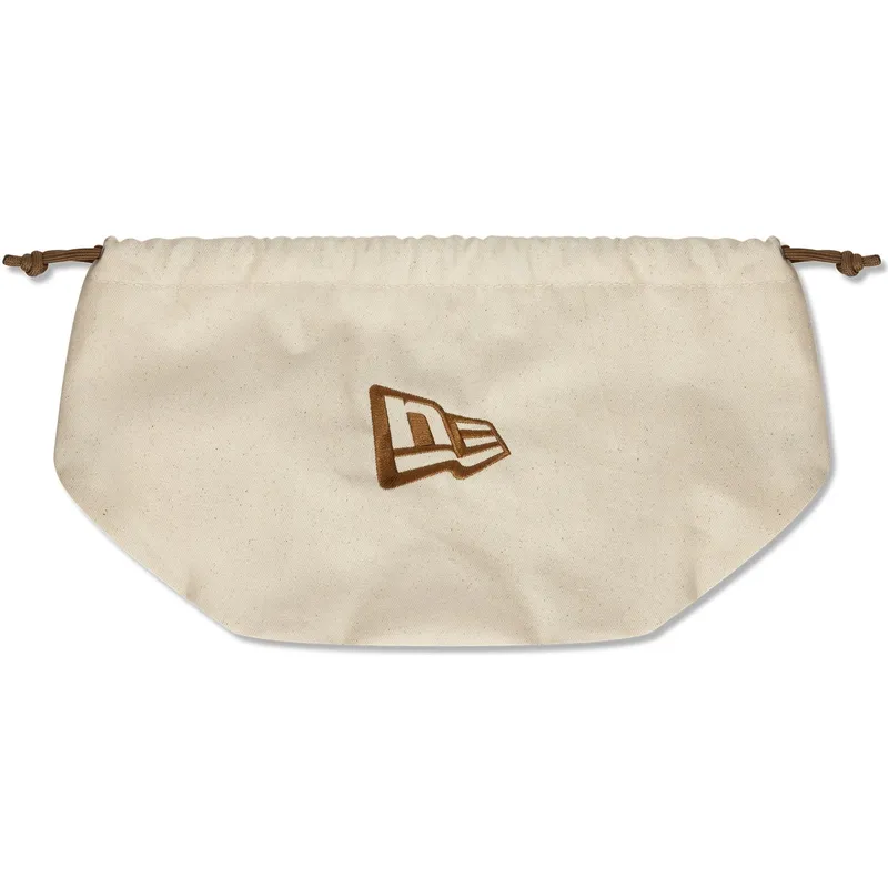 schwarze-verstellbare-curved-cap-9twenty-leather-der-new-york-yankees-mlb-von-new-era