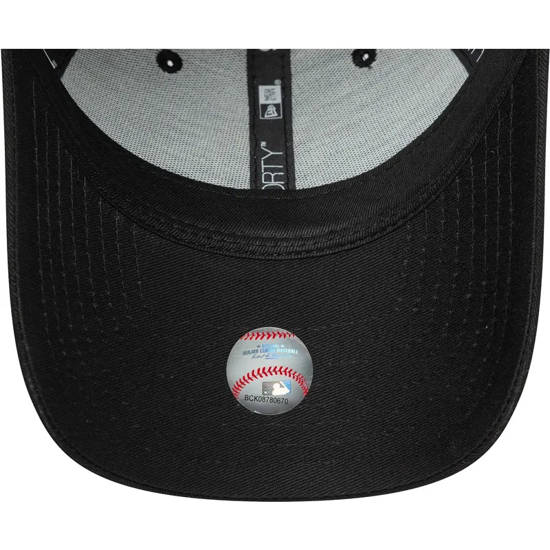 siltovka-zaoblena-cierna-nastavitelny-9forty-leopard-infill-new-york-yankees-mlb-new-era