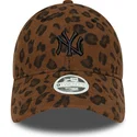 siltovka-zaoblena-leopardi-nastavitelny-9forty-leopard-cord-new-york-yankees-mlb-new-era