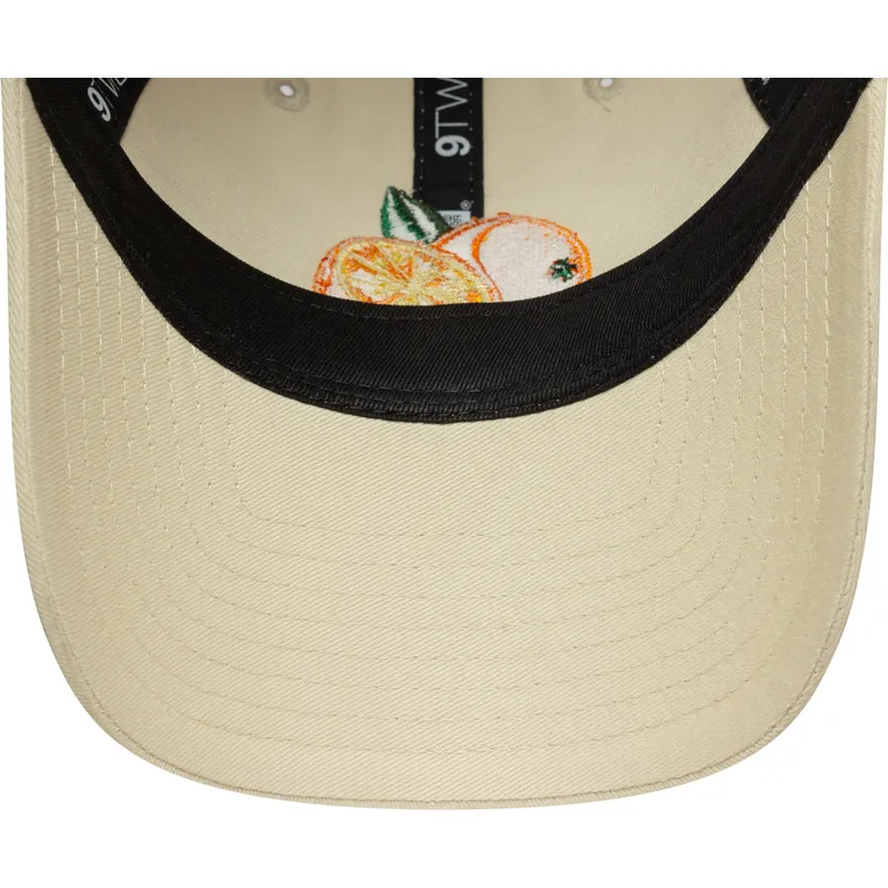 cap-zaoblena-beige-adjustable-strap-9twenty-new-era