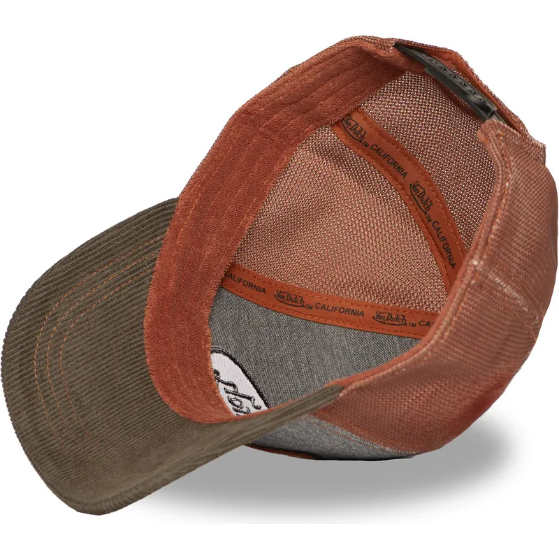 siltovka-zaoblena-hneda-snapback-01-von-dutch