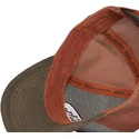 siltovka-zaoblena-hneda-snapback-01-von-dutch