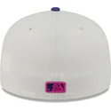 gorra-plana-beige-y-violeta-ajustada-59fifty-clr-dvlp-de-boston-red-sox-mlb-de-new-era