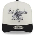 siltovka-zaoblena-bezova-snapback-9fifty-a-frame-chainstitch-los-angeles-kings-nhl-new-era