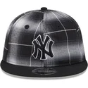 gorra-plana-negra-snapback-9fifty-retro-crown-plaid-de-new-york-yankees-mlb-de-new-era