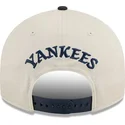 siltovka-zaoblena-bezova-snapback-9fifty-retro-crown-scatter-new-york-yankees-mlb-new-era