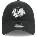 gorra-curva-negra-ajustable-9twenty-stamp-de-chicago-blackhawks-nhl-de-new-era