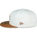 siltovka-rovna-hneda-upravena-59fifty-chrome-toast-side-patch-new-york-yankees-mlb-new-era