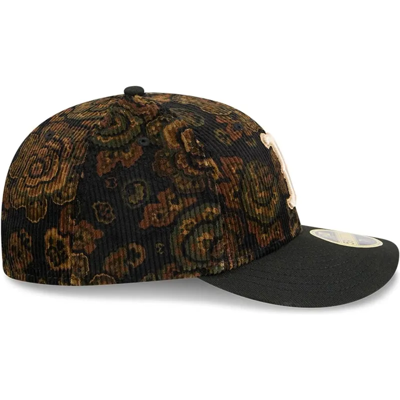 siltovka-zaoblena-cierna-upravena-59fifty-low-profile-floral-cord-three-looms-printed-corduroy-boston-red-sox-mlb-new-era siltovka-zaoblena-cierna-upravena-59fifty-low-profile-floral-cord-three-looms-printed-corduroy-boston-red-sox-mlb-new-era