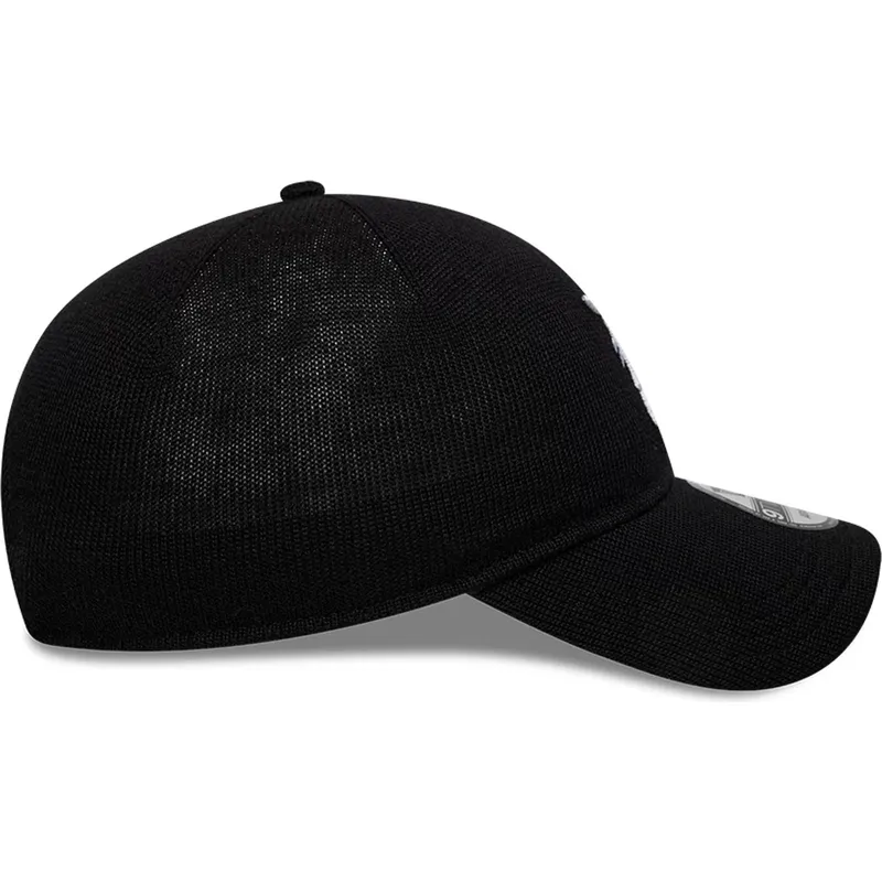 siltovka-zaoblena-cierna-nastavitelny-9twenty-merino-wool-detroit-tigers-mlb-new-era siltovka-zaoblena-cierna-nastavitelny-9twenty-merino-wool-detroit-tigers-mlb-new-era