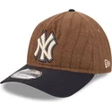 cap-zaoblena-brown-adjustable-strap-9twenty-a-frame-wool-pinstripe-new-york-yankees-mlb-new-era