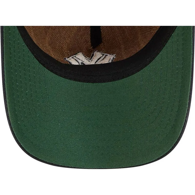 cap-zaoblena-brown-adjustable-strap-9twenty-a-frame-wool-pinstripe-new-york-yankees-mlb-new-era