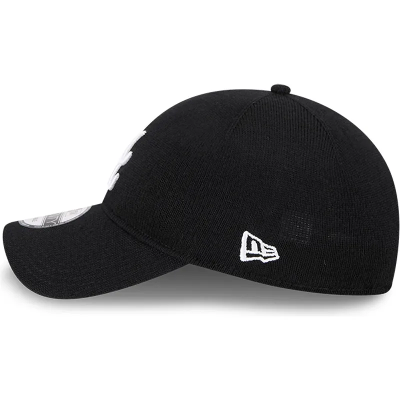 siltovka-zaoblena-cierna-nastavitelny-9twenty-merino-wool-atlanta-braves-mlb-new-era siltovka-zaoblena-cierna-nastavitelny-9twenty-merino-wool-atlanta-braves-mlb-new-era