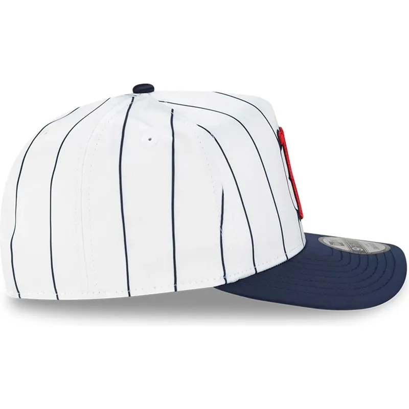 siltovka-zaoblena-biely-snapback-9fifty-a-frame-satin-pinstripe-boston-red-sox-mlb-new-era