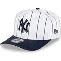 siltovka-zaoblena-biely-snapback-9fifty-a-frame-satin-pinstripe-new-york-yankees-mlb-new-era