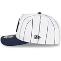 siltovka-zaoblena-biely-snapback-9fifty-a-frame-satin-pinstripe-new-york-yankees-mlb-new-era