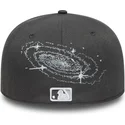 siltovka-zaoblena-siva-upravena-59fifty-planet-icon-new-york-yankees-mlb-new-era