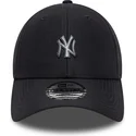 verstellbare-9forty-new-york-yankees-mlb-kappe-mit-gebogenem-schirm-in-marineblau-von-new-era