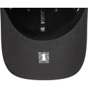 cap-zaoblena-gray-adjustable-strap-9forty-pin-los-angeles-lakers-nba-new-era