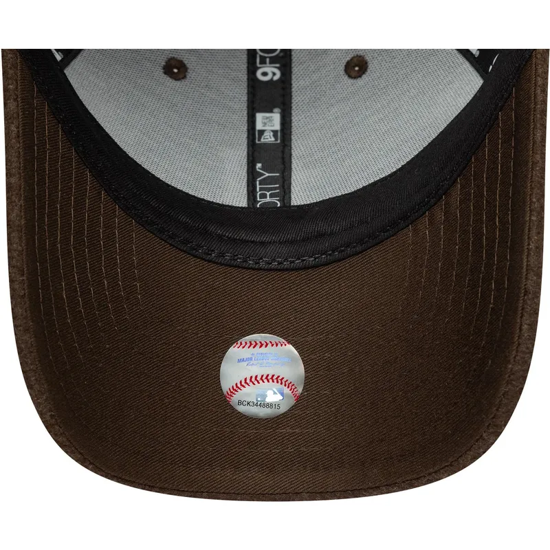 braune-gebogene-snapback-kappe-9forty-melton-wool-der-detroit-tigers-mlb-von-new-era