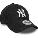 schwarze-gebogene-snapback-kappe-9forty-melton-wool-der-new-york-yankees-mlb-von-new-era