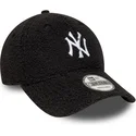 schwarze-verstellbare-9forty-winter-borg-kappe-der-new-york-yankees-mlb-von-new-era