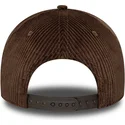 braune-gebogene-snapback-kappe-9forty-e-frame-patch-cord-von-new-era