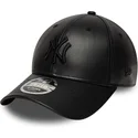 cap-zaoblena-black-snapback-9forty-m-crown-pu-new-york-yankees-mlb-new-era