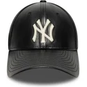 cap-zaoblena-black-adjustable-strap-9forty-m-crown-img-leather-new-york-yankees-mlb-new-era
