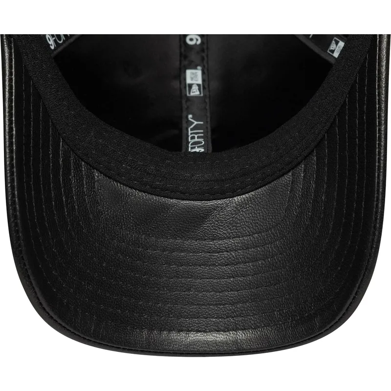cap-zaoblena-black-adjustable-strap-9forty-m-crown-img-leather-new-york-yankees-mlb-new-era