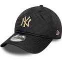 cap-zaoblena-black-adjustable-strap-9twenty-quilted-new-york-yankees-mlb-new-era