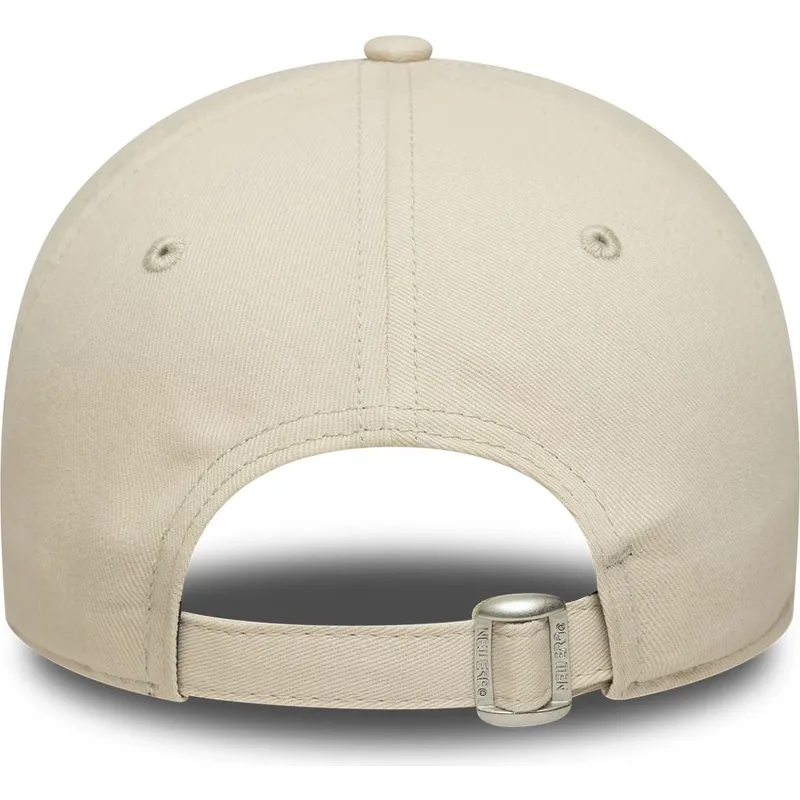 cap-zaoblena-beige-adjustable-strap-9twenty-new-era