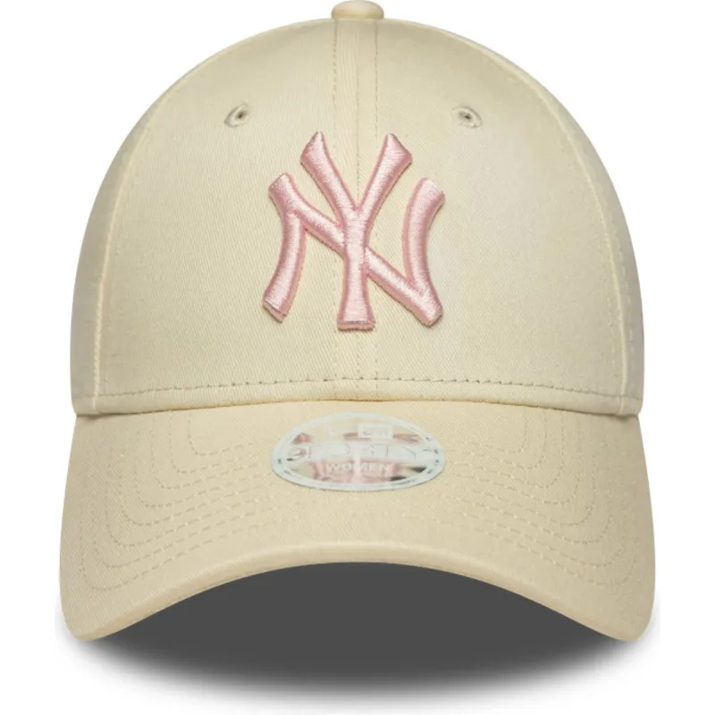 cap-zaoblena-beige-adjustable-strap-rosa-9forty-league-essential-new-york-yankees-mlb-new-era