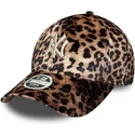 verstellbare-damenkappe-9forty-leo-velour-mit-gebogenem-schirm-im-leopardenmuster-von-new-york-yankees-mlb-von-new-era